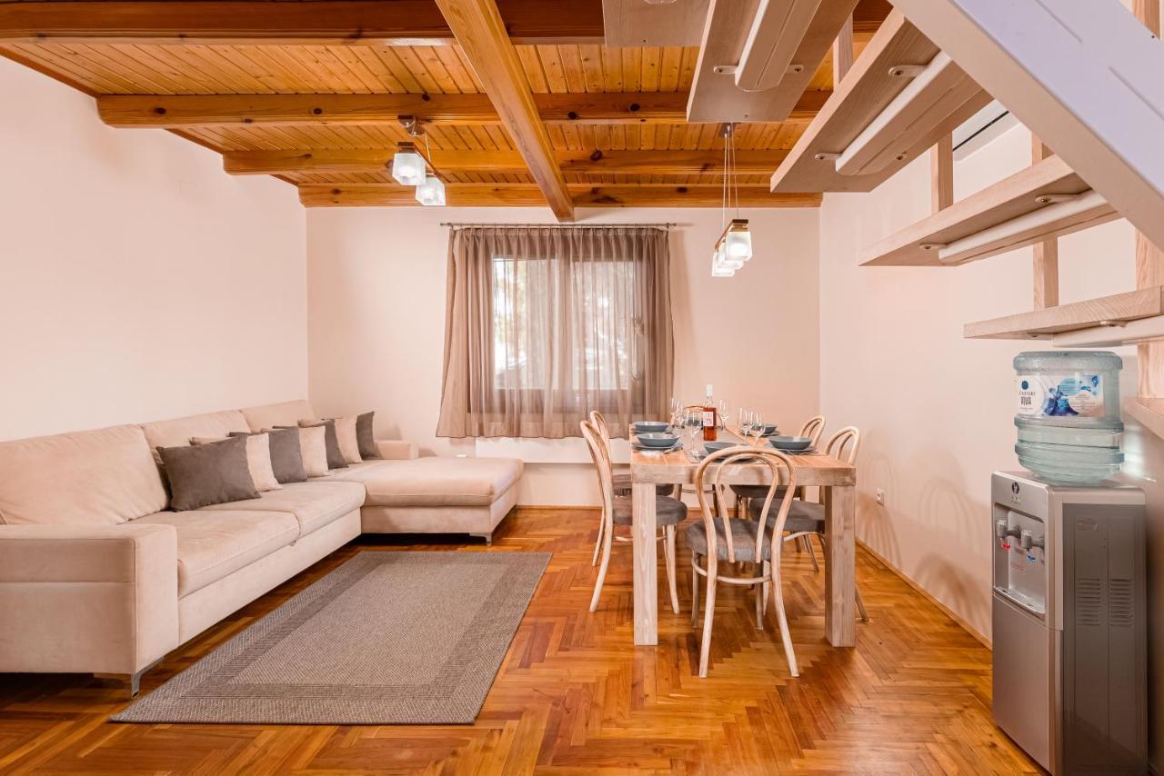 Posteleki Vendeghaz-Nyugalom Szigetei Villa Gyula Dış mekan fotoğraf