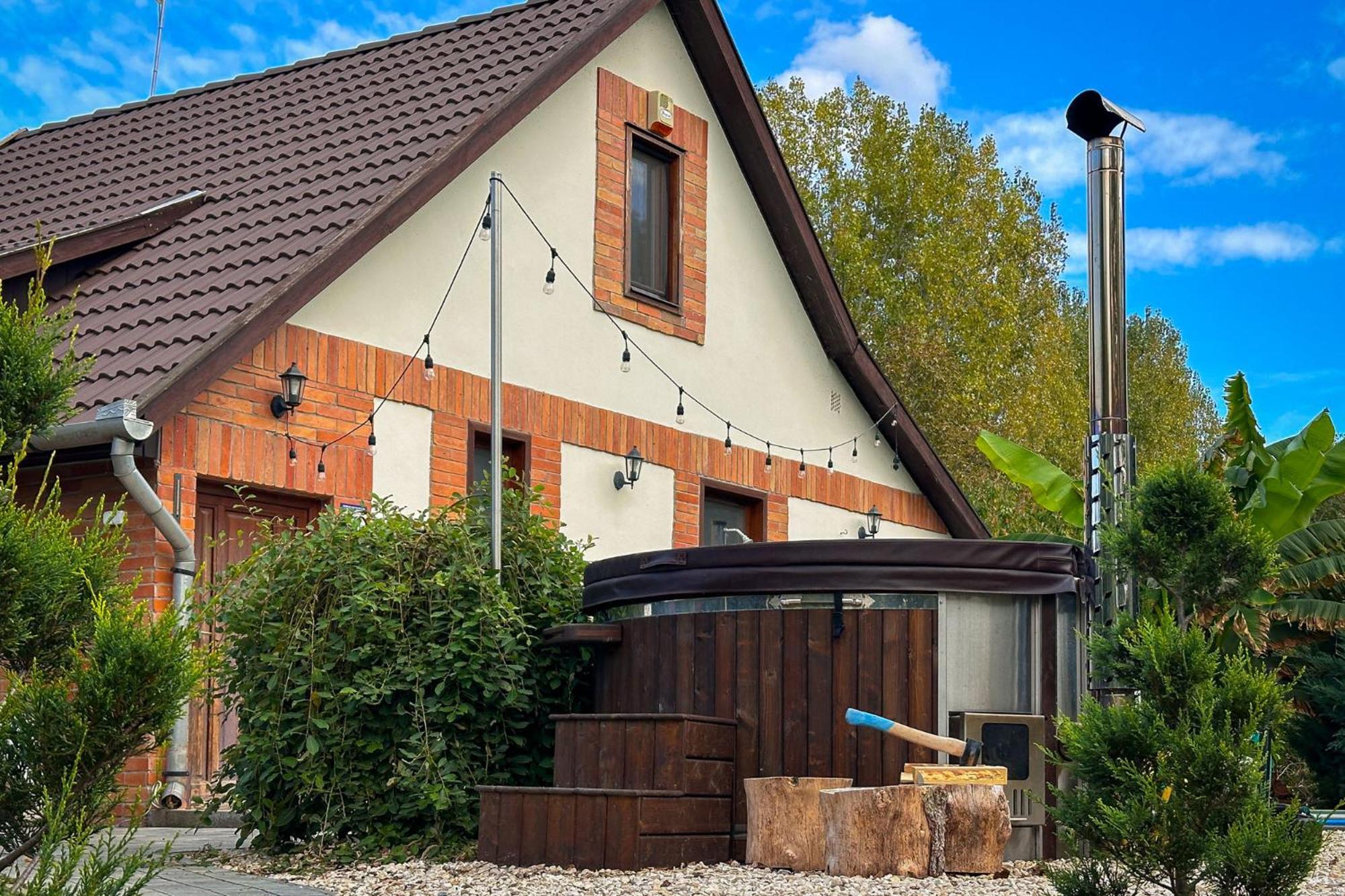 Posteleki Vendeghaz-Nyugalom Szigetei Villa Gyula Dış mekan fotoğraf